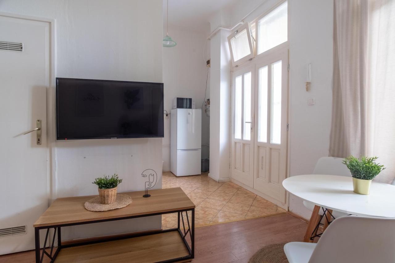 Very Central 1-Br Apt With Patio Apartment Budapesta Exterior foto