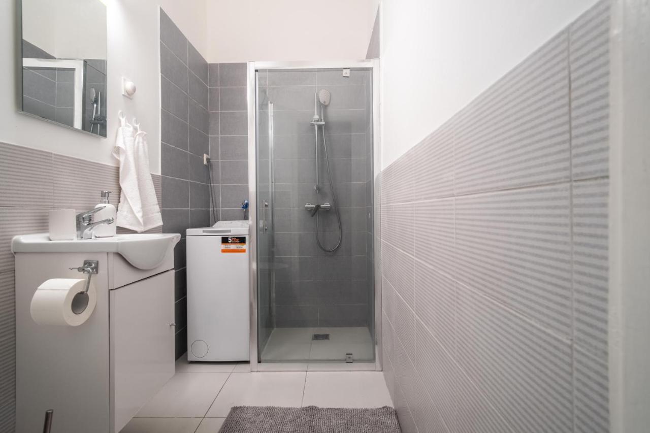 Very Central 1-Br Apt With Patio Apartment Budapesta Exterior foto